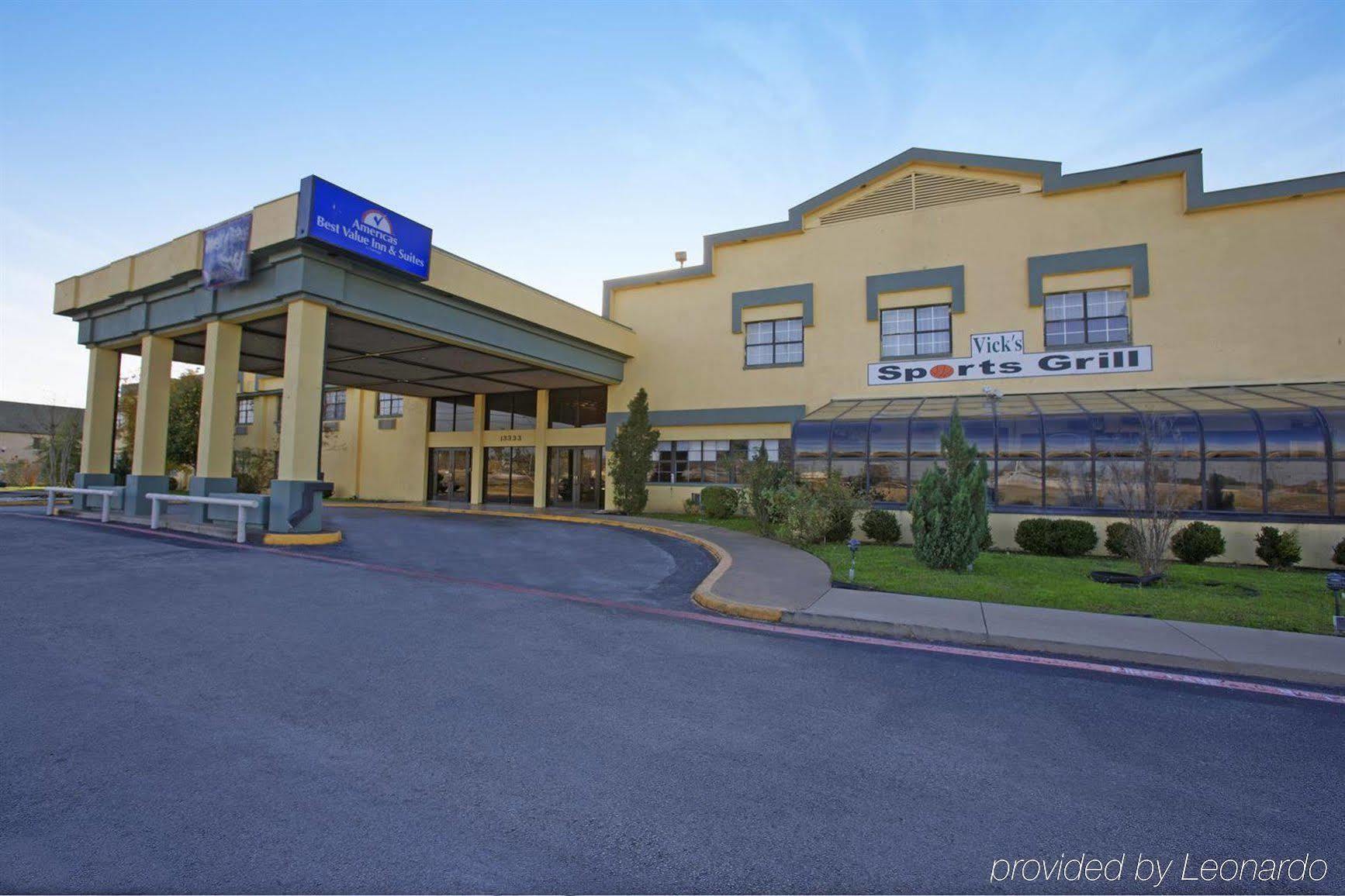Americas Best Value Inn And Suites North ファーマーズ・ブランチ エクステリア 写真