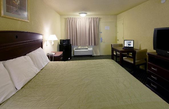 Americas Best Value Inn And Suites North ファーマーズ・ブランチ エクステリア 写真