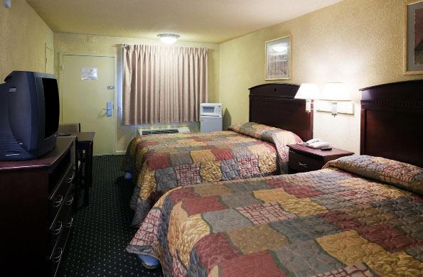 Americas Best Value Inn And Suites North ファーマーズ・ブランチ エクステリア 写真