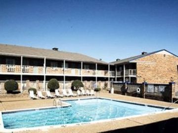 Americas Best Value Inn And Suites North ファーマーズ・ブランチ エクステリア 写真